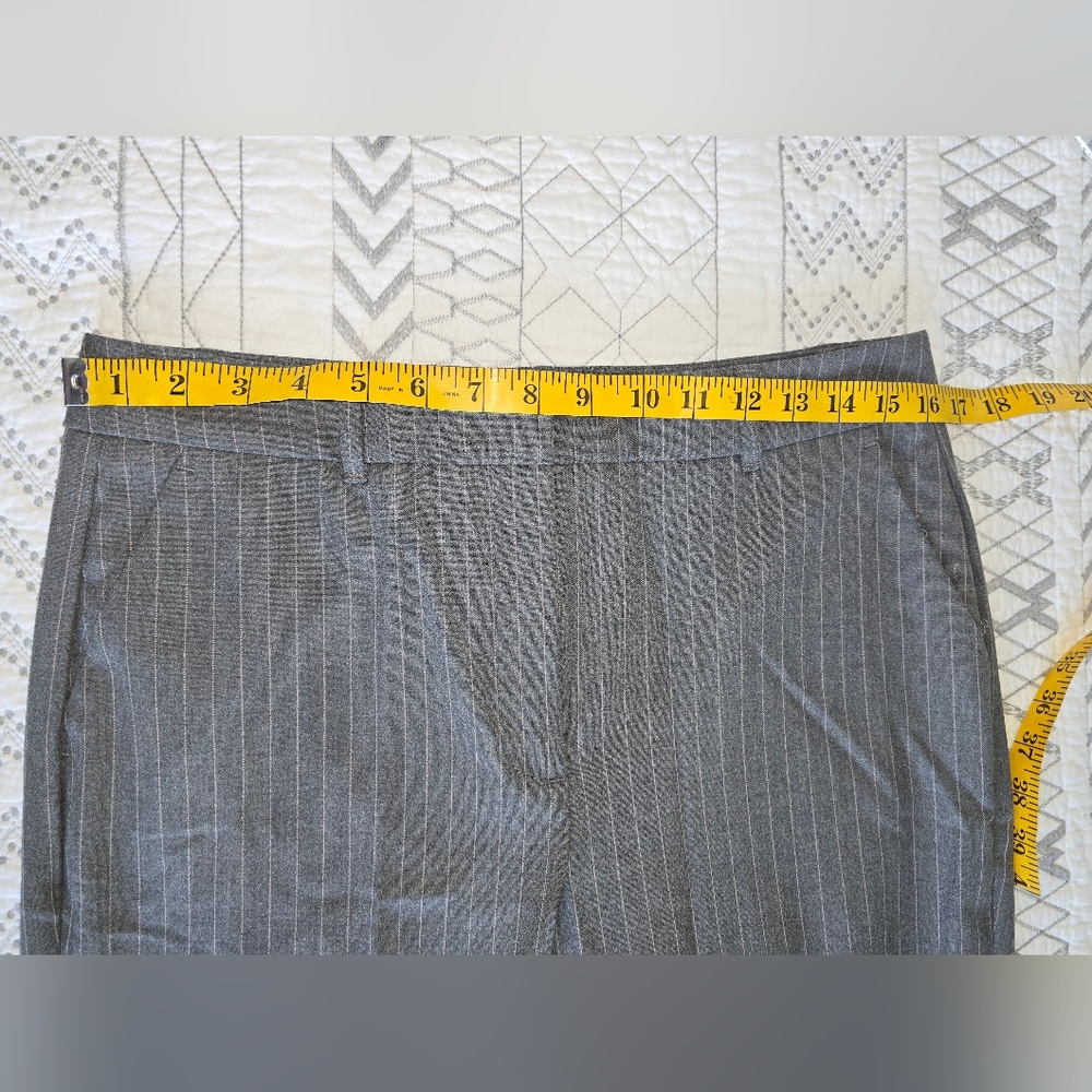 White House Black Market Gray Pinstripe Trousers 8 Long - Picture 2 of 8